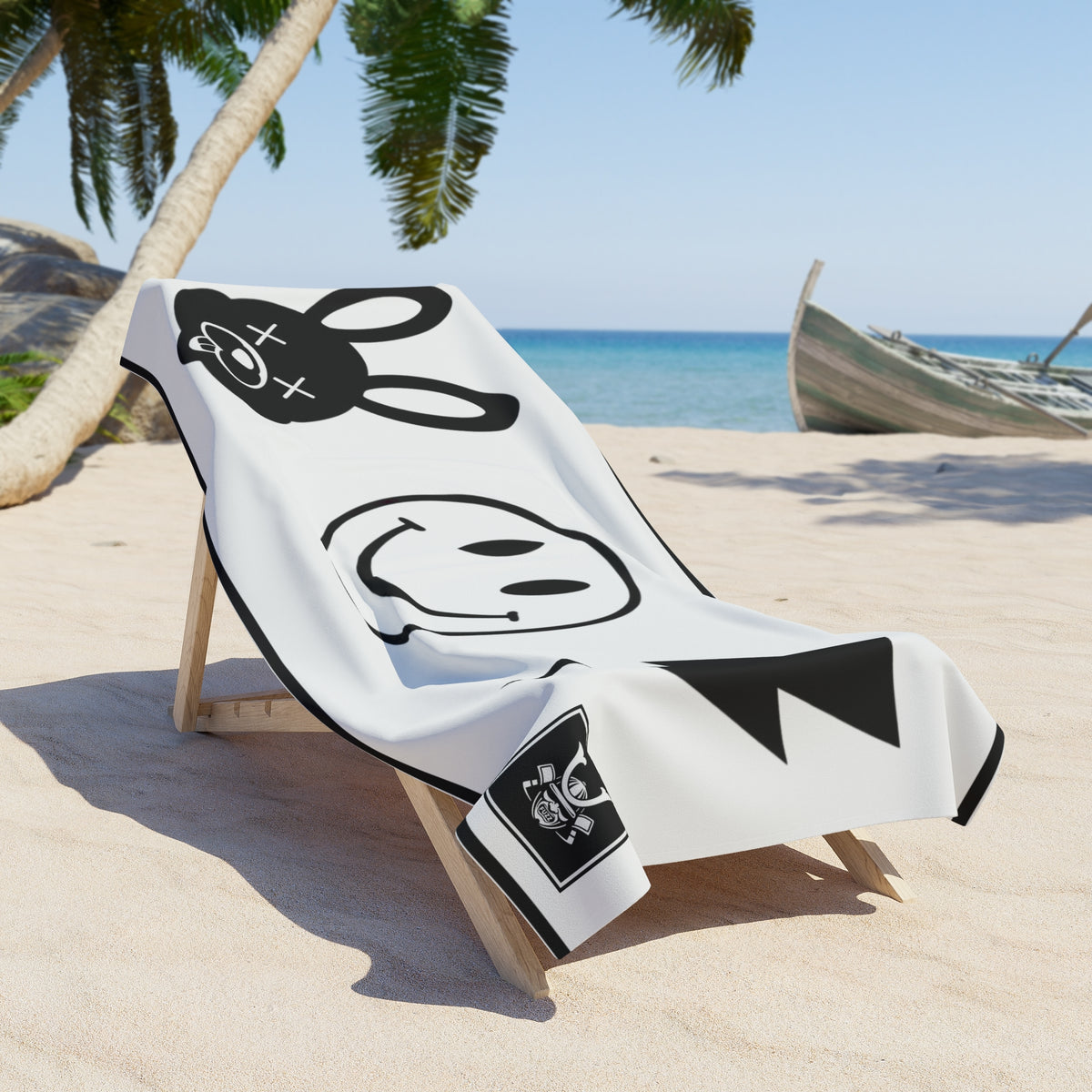 LUCKY GO SMILEY LIGHTNING Beach Towel